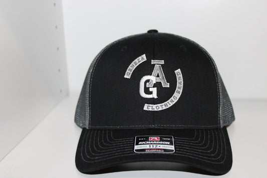 Genezā Black Cap